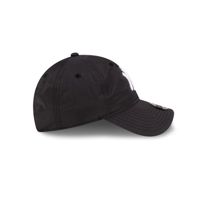 New York Yankees Black Nylon 9FORTY Adjustable Hat