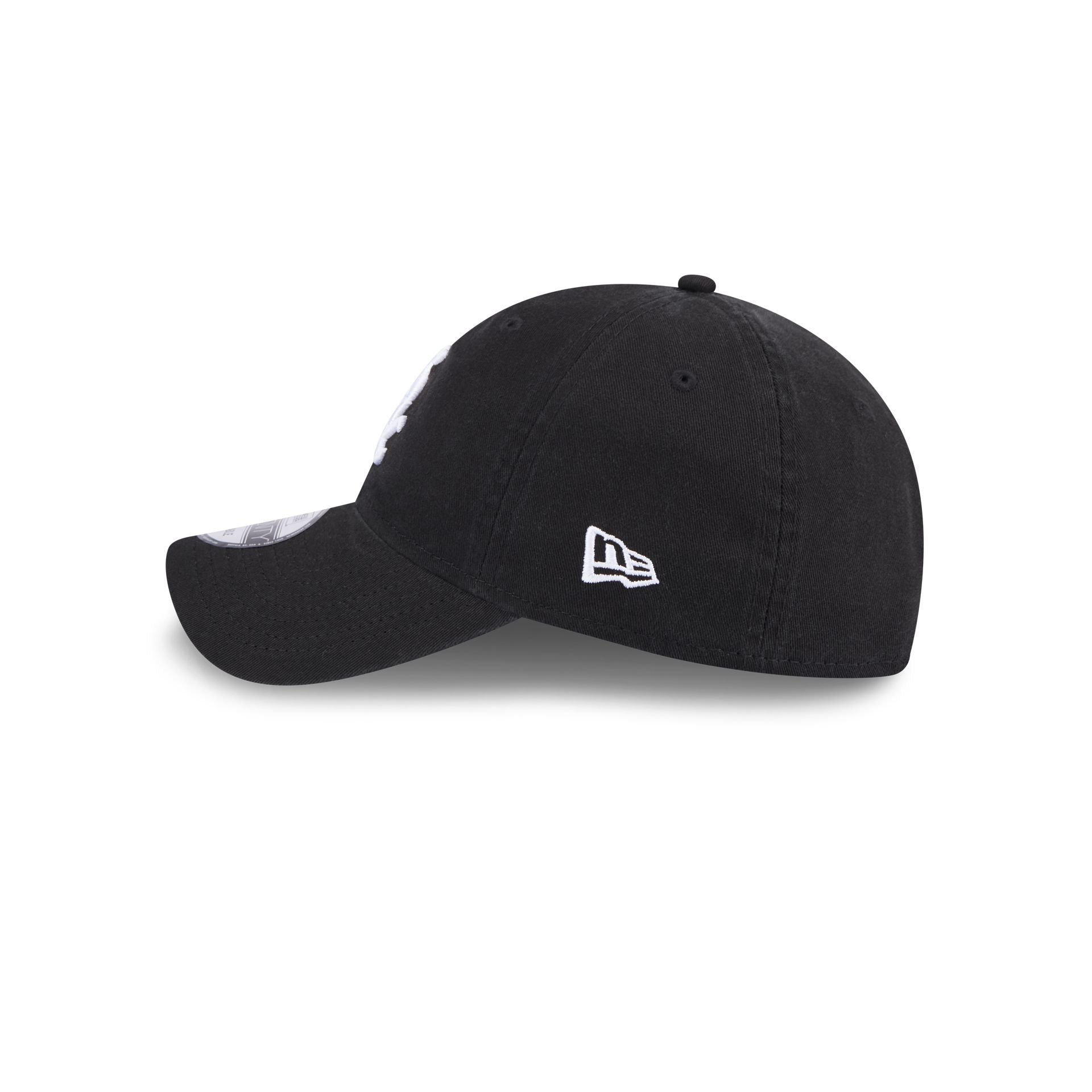 Chicago White Sox Black 9TWENTY Adjustable Hat