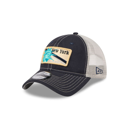 New York Yankees State Souvenir 9TWENTY Trucker Hat
