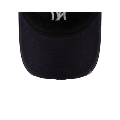 New York Yankees Distressed 9TWENTY Adjustable Hat