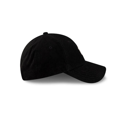 New York Yankees Velvet Cord 9FORTY Snapback Hat
