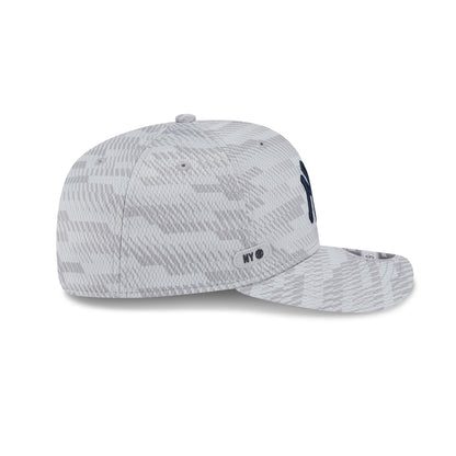 New York Yankees 2025 Clubhouse Gray 9SEVENTY Stretch-Snap Hat