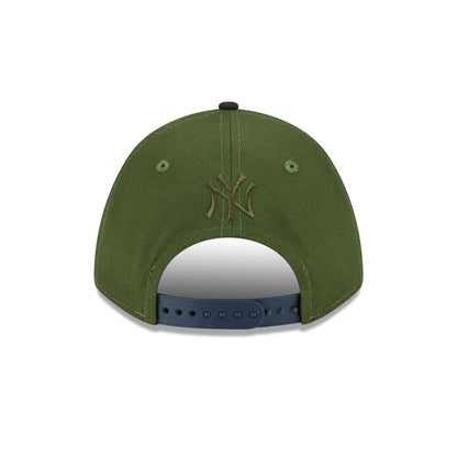 New York Yankees City Feature 9FORTY M-Crown A-Frame Snapback Hat