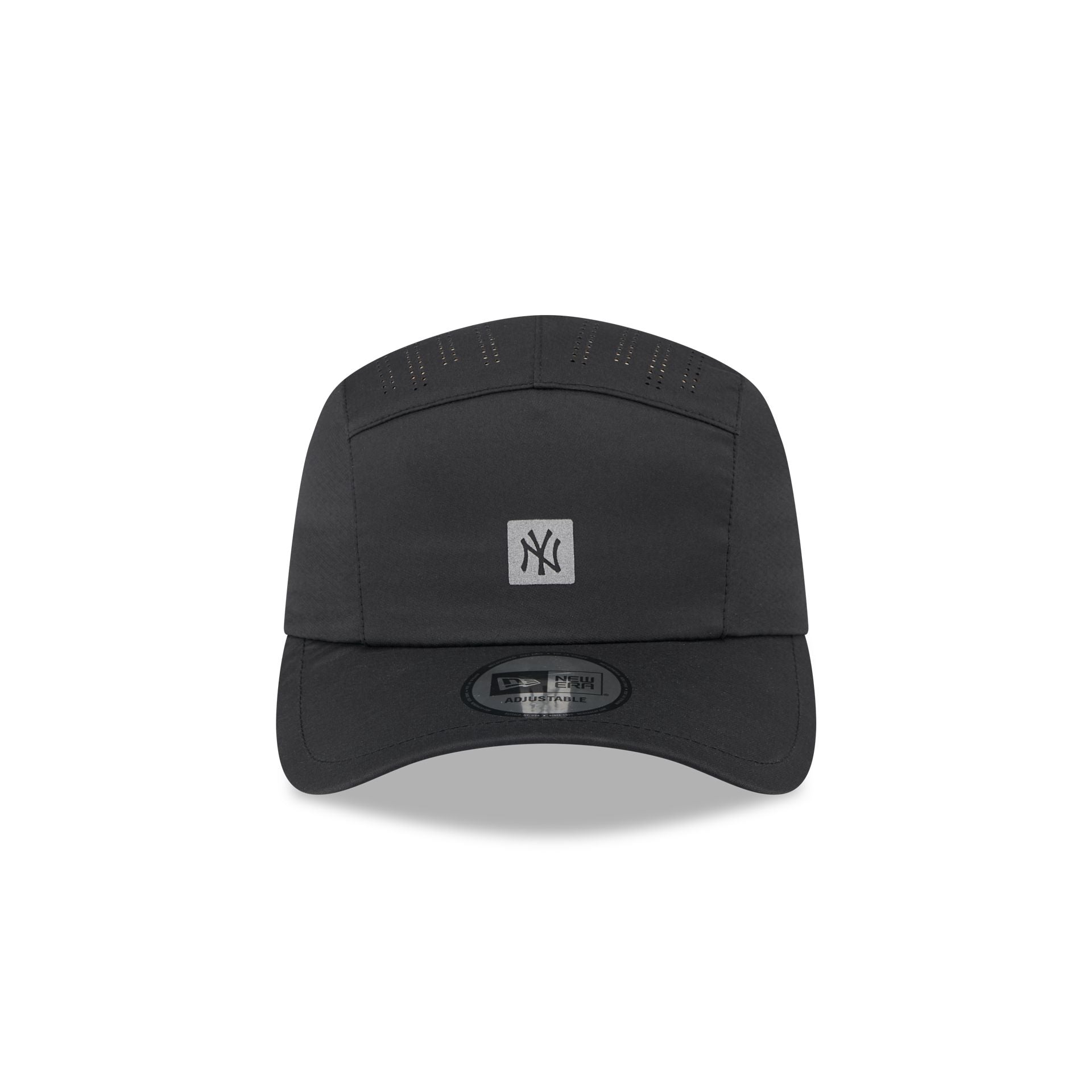 New York Yankees Black Reflect Runner Adjustable Hat