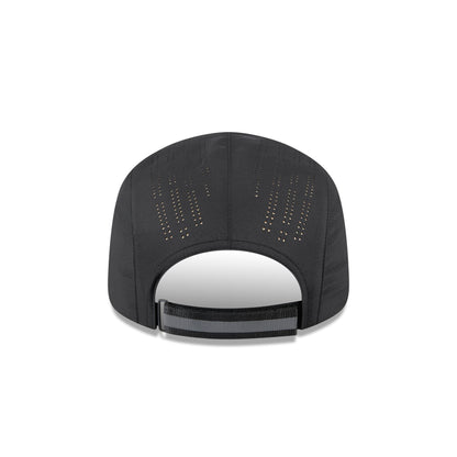 New York Yankees Black Reflect Runner Adjustable Hat