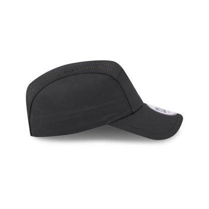 New York Yankees Black Reflect Runner Adjustable Hat