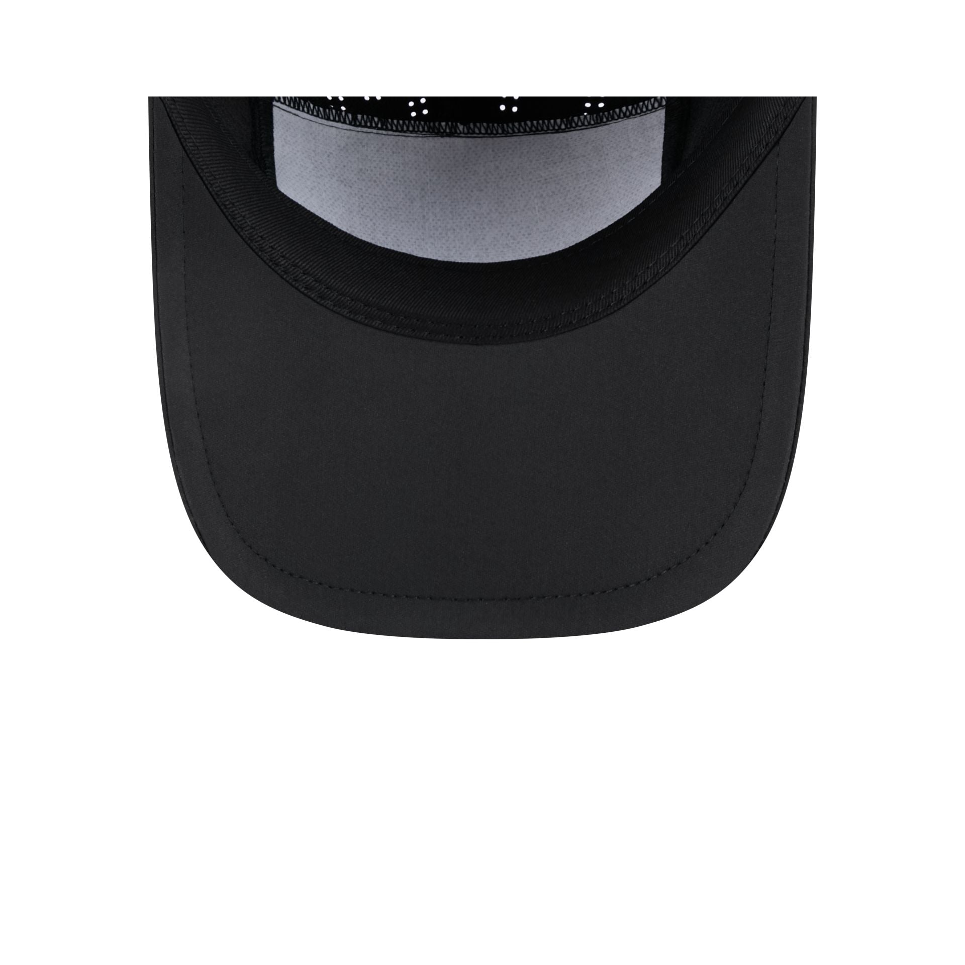 New York Yankees Black Reflect Runner Adjustable Hat