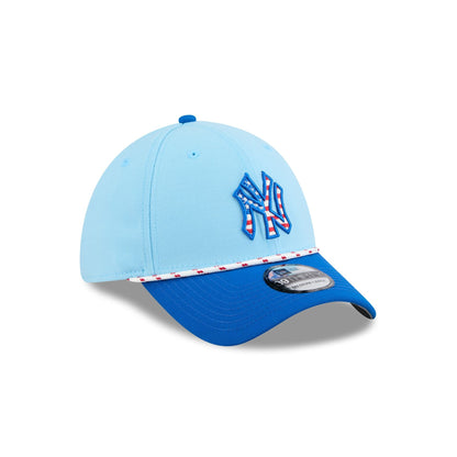 New York Yankees Independence Day 2025 39THIRTY Stretch Fit Hat