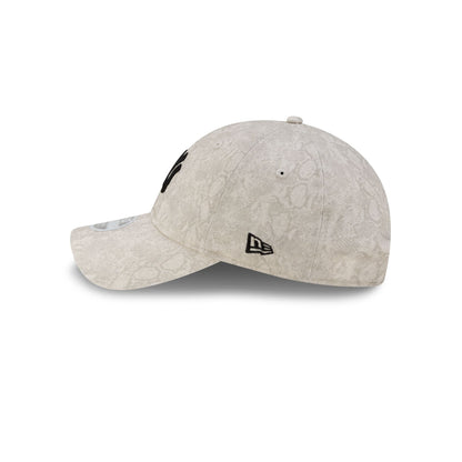 New York Yankees Animal Print Women's 9TWENTY Adjustable Hat
